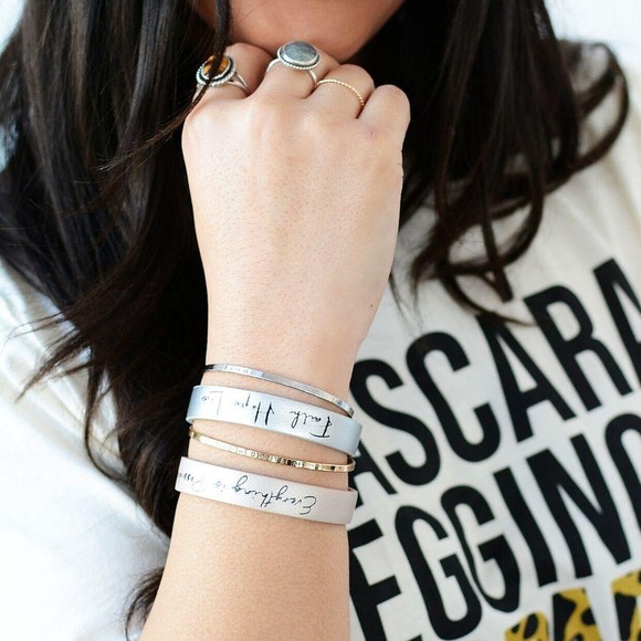 She believed She could Leather Cuff Bracelet - Picture 2 of 12